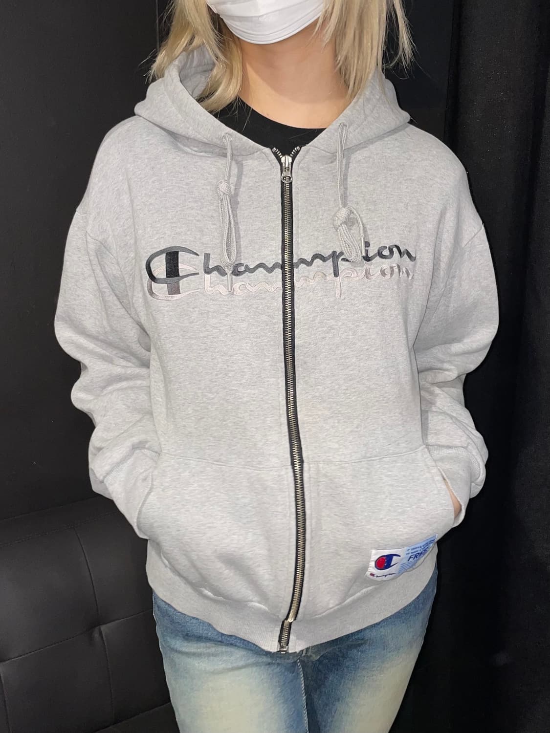 챔피온 로고 자수 그레이 후드집업 상품이미지1