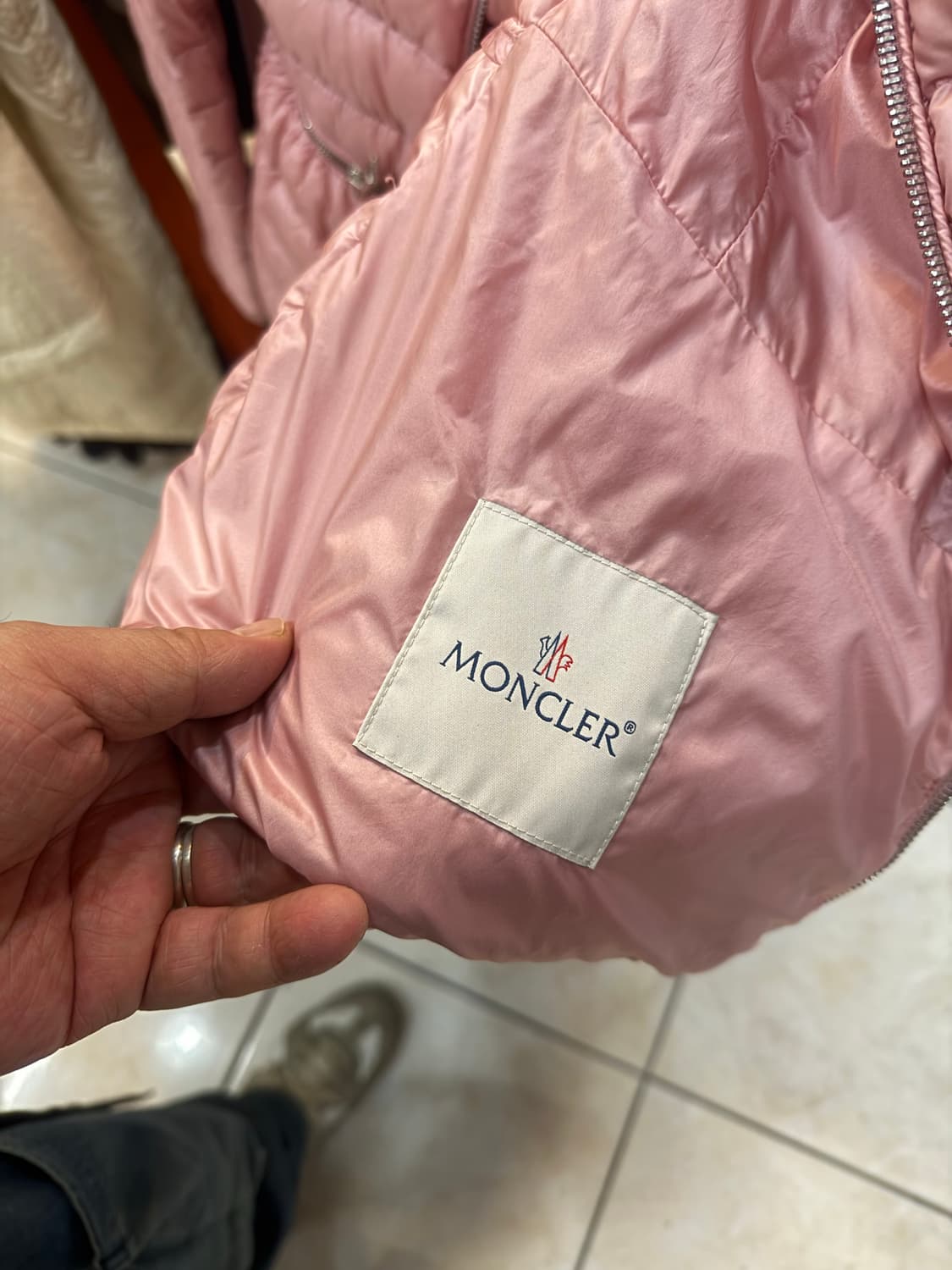 0/44-55 정품 몽클레어 AGATE 경량패딩 팝니다 상품이미지3