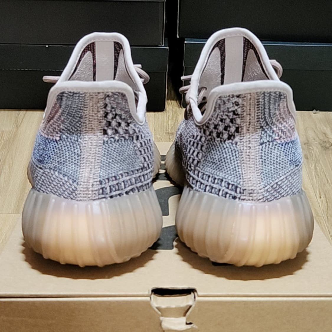 아디다스 이지부스트 280 페이드 350V2 상품이미지5