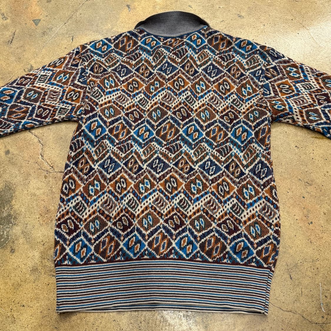 [정품] 미쏘니 패턴 니트 셔츠  상품이미지4