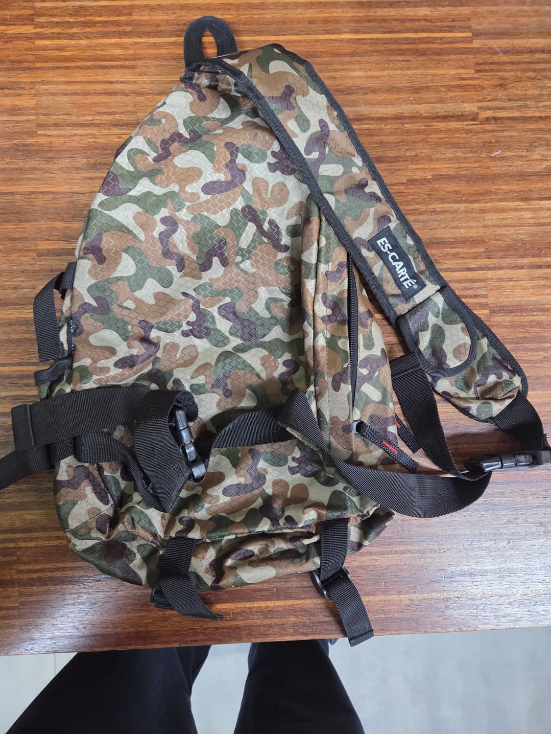 에스까르떼 대왕 지퍼 카모플라쥬 빅 슬링백 상품이미지2