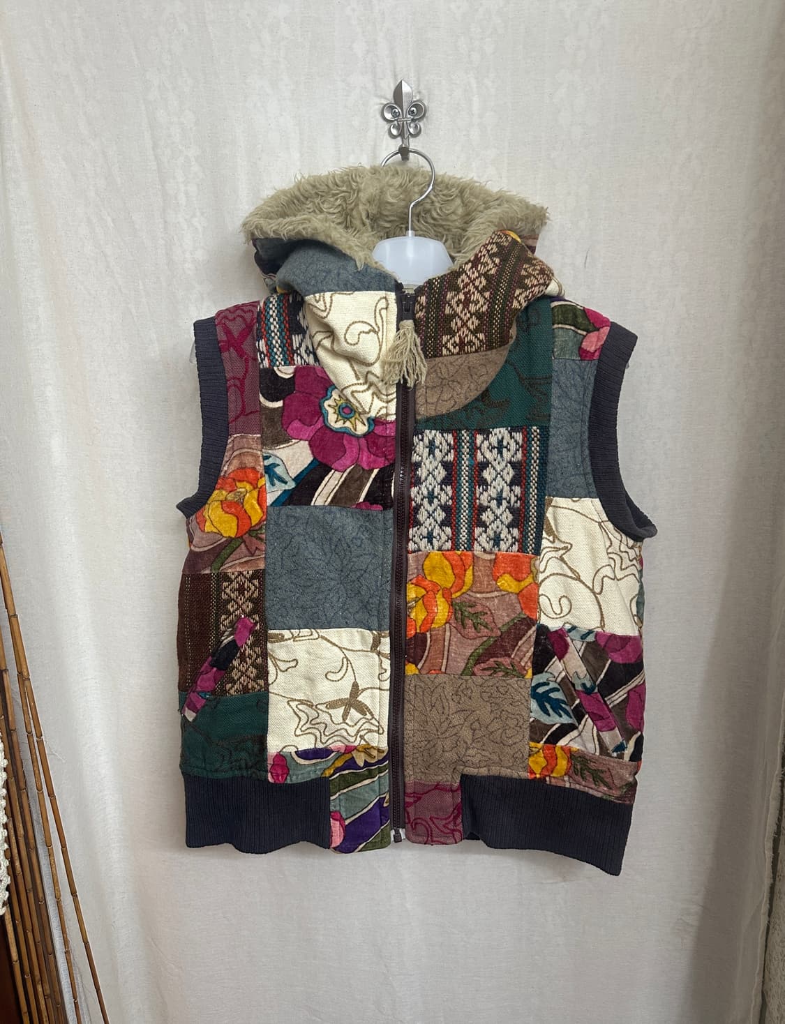 amina 패치워크 후드 베스트 에스닉 상품이미지3