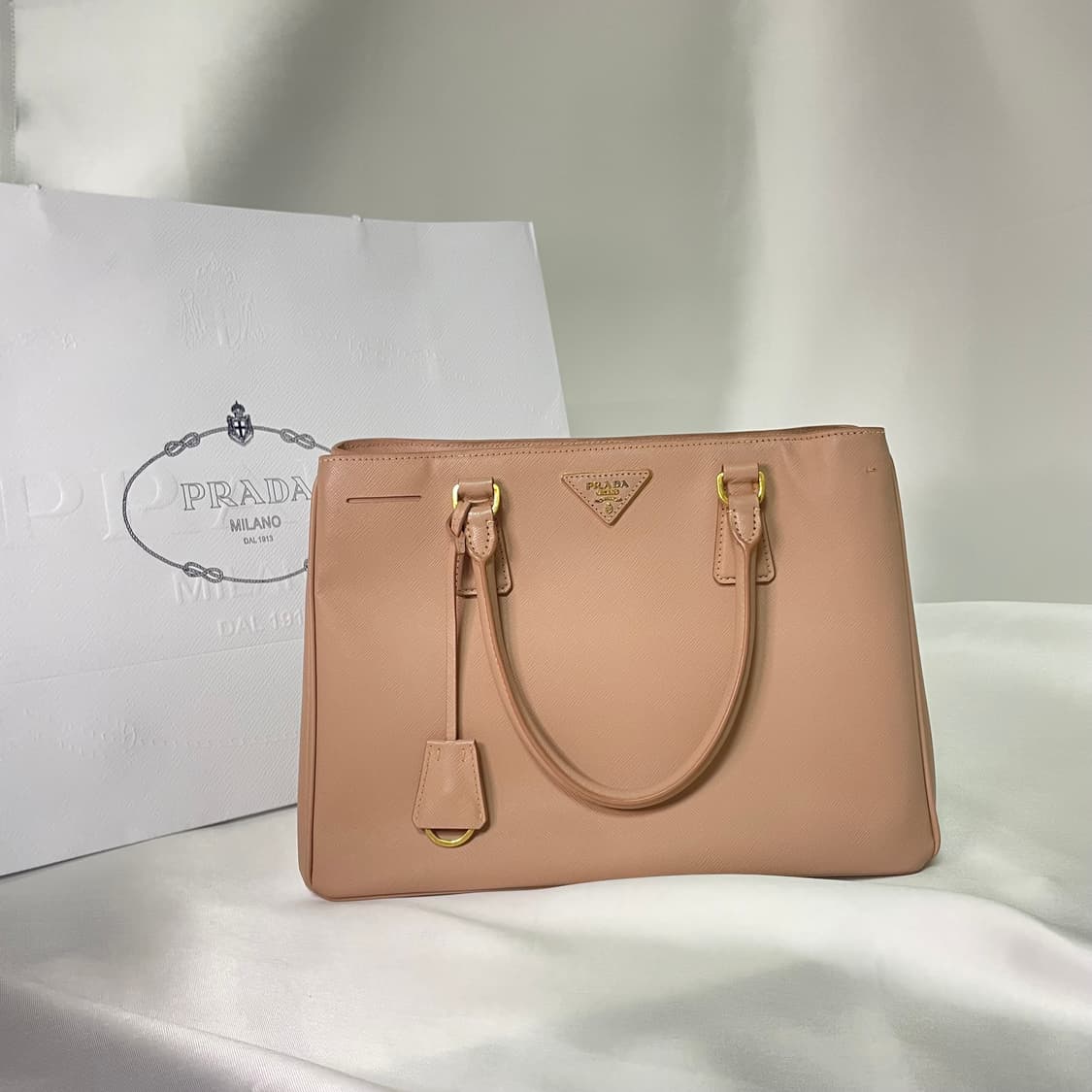 프라다 갤러리아 사피아노 미디움 토트백 핑크베이지 상품이미지9