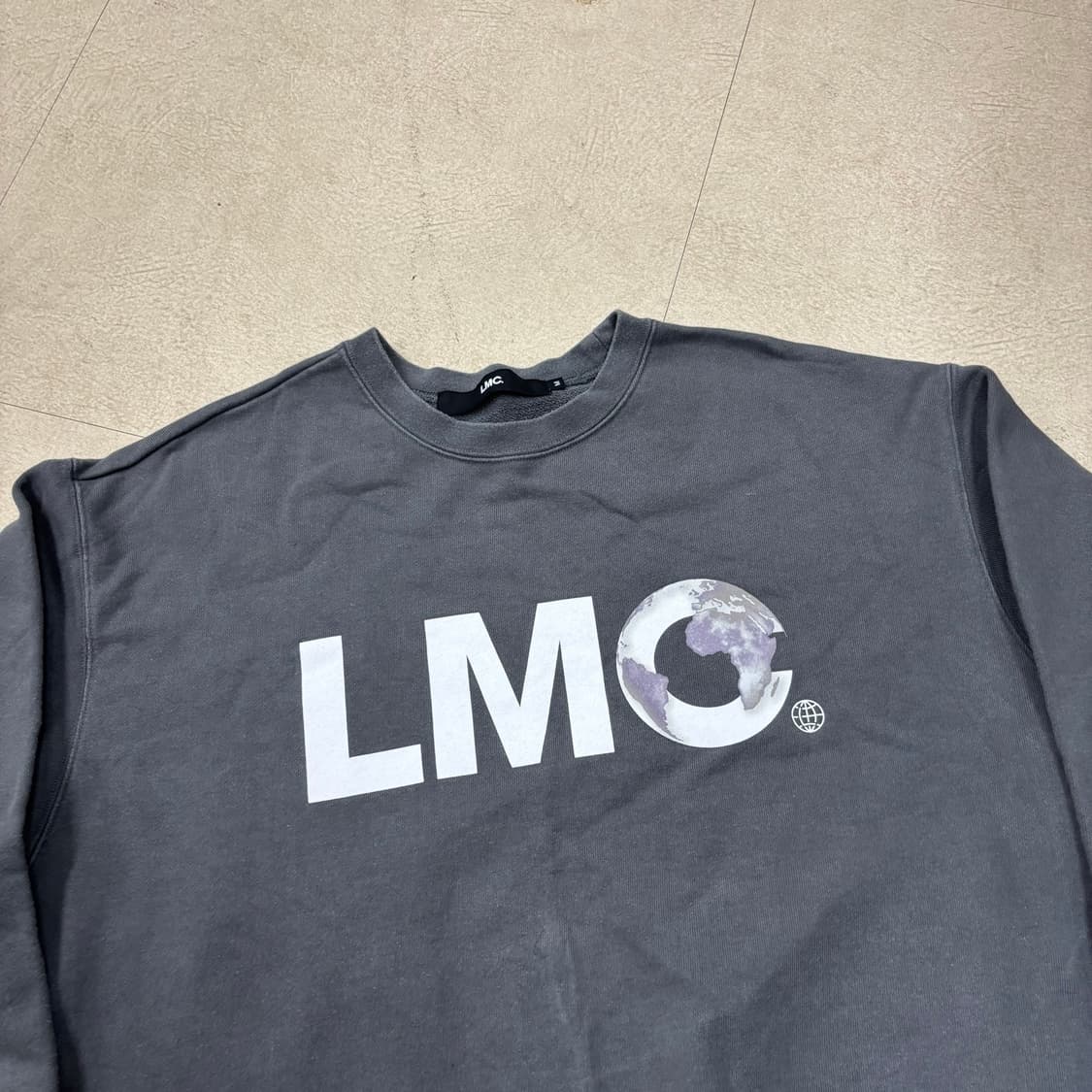 Lmc 빅로고 그레이 맨투맨 상품이미지2