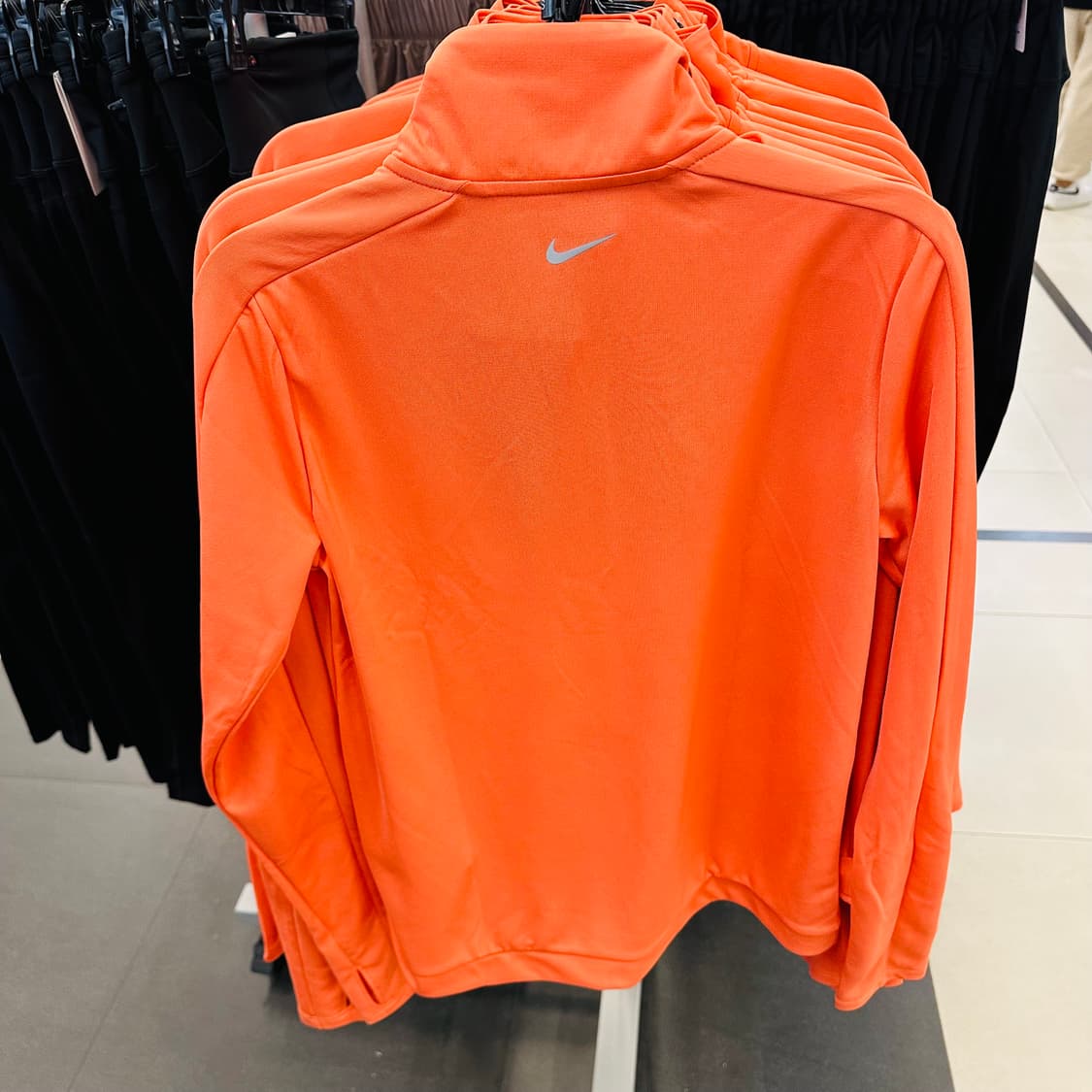 나이키 여성 러닝 하프집업 미드레이어 긴팔티 HJ2226-814 상품이미지2