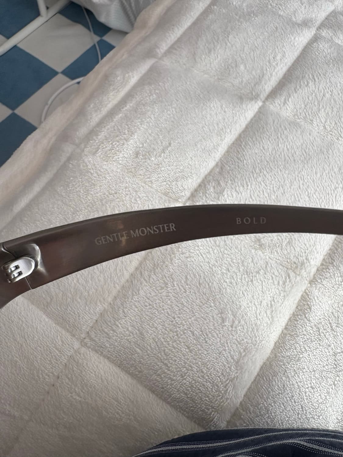 젠틀 몬스터 힙노시스 A02 실버 클리어 상품이미지3