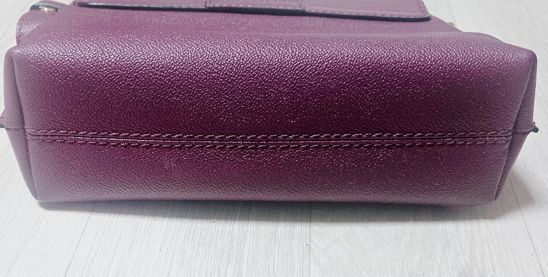 매장구입 버버리  크로스백  정품  상품이미지7