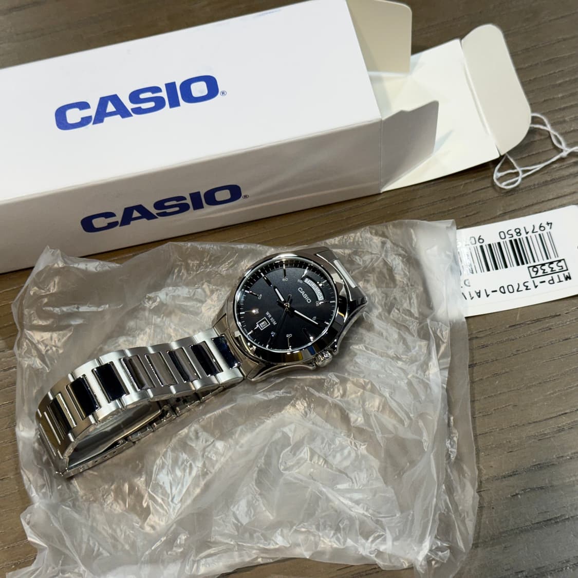 카시오 MTP-1370D-1A1 판매합니다. 상품이미지1