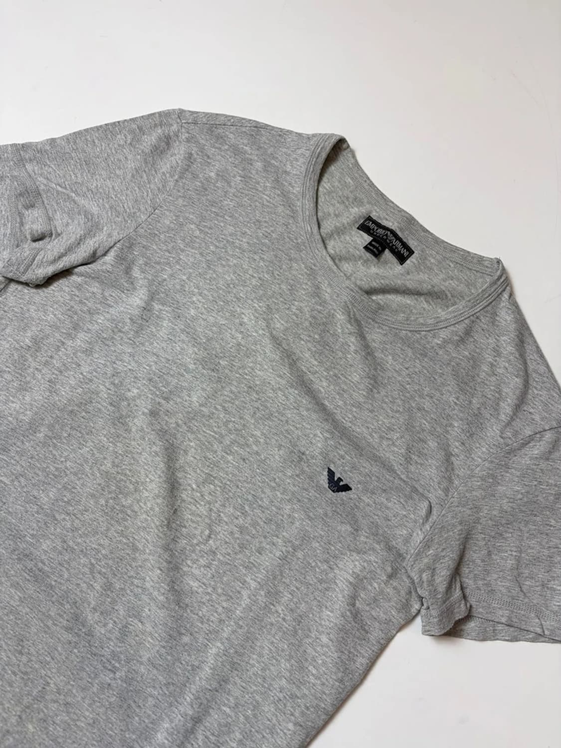 엠포리오 아르마니 스몰 로고 반팔 티셔츠 PN9248 상품이미지2