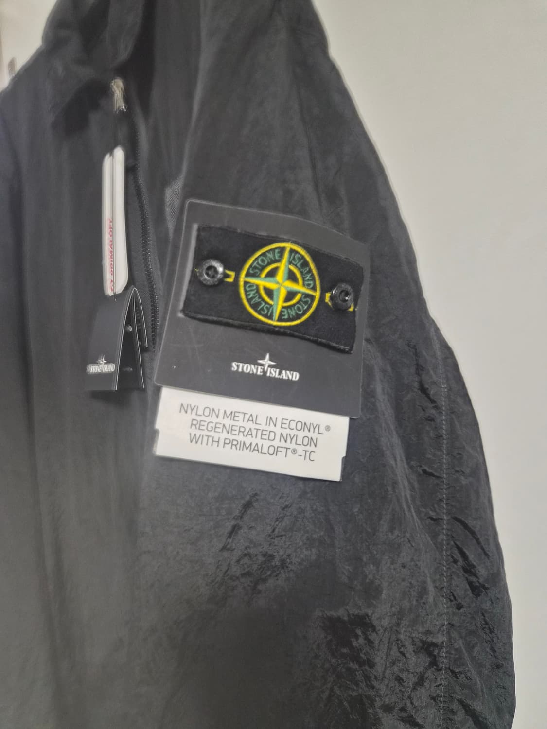 (국내매장판 풀구성) 스톤아일랜드 22fw 나일론메탈 패딩 오버셔츠 xl 상품이미지2
