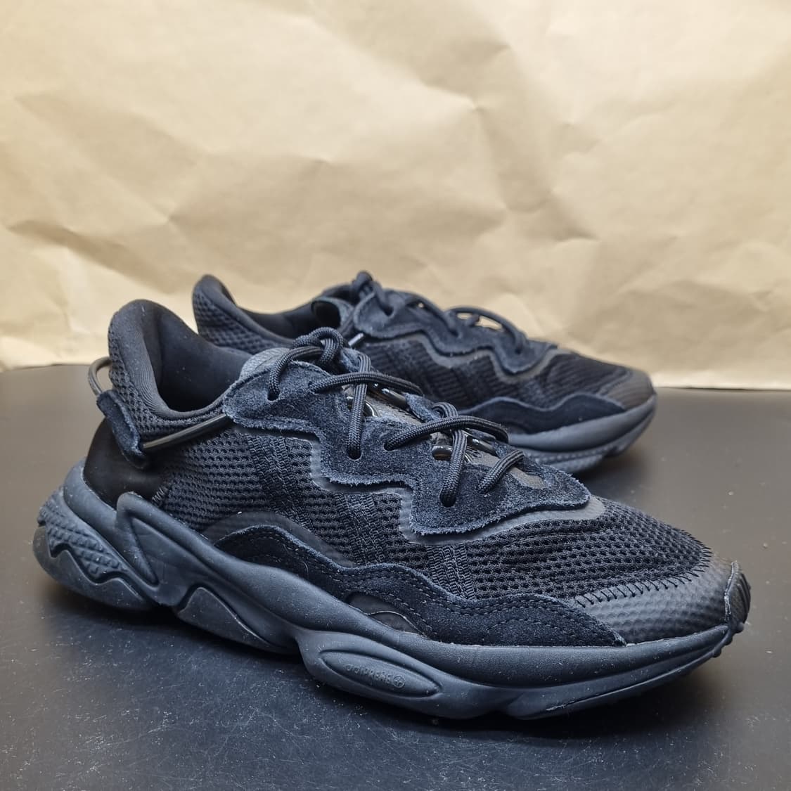 아디다스 오즈위고 올블랙 여성운동화240  상품이미지1