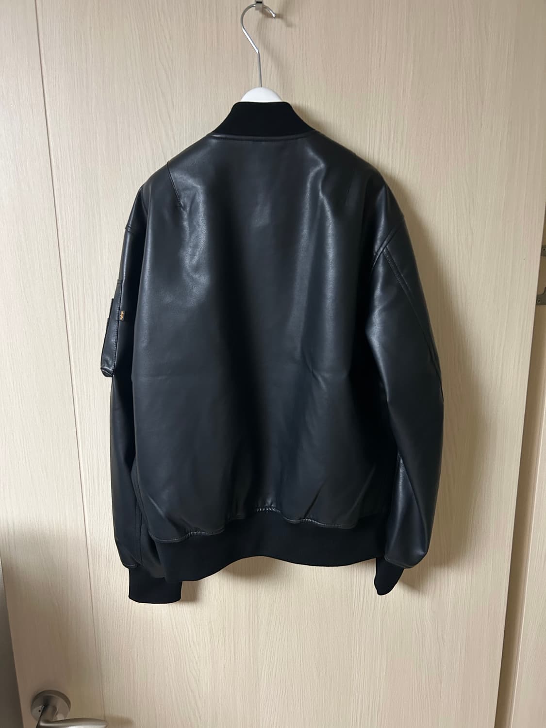 알파인더스트리 비건 레더 마원 점퍼 상품이미지4