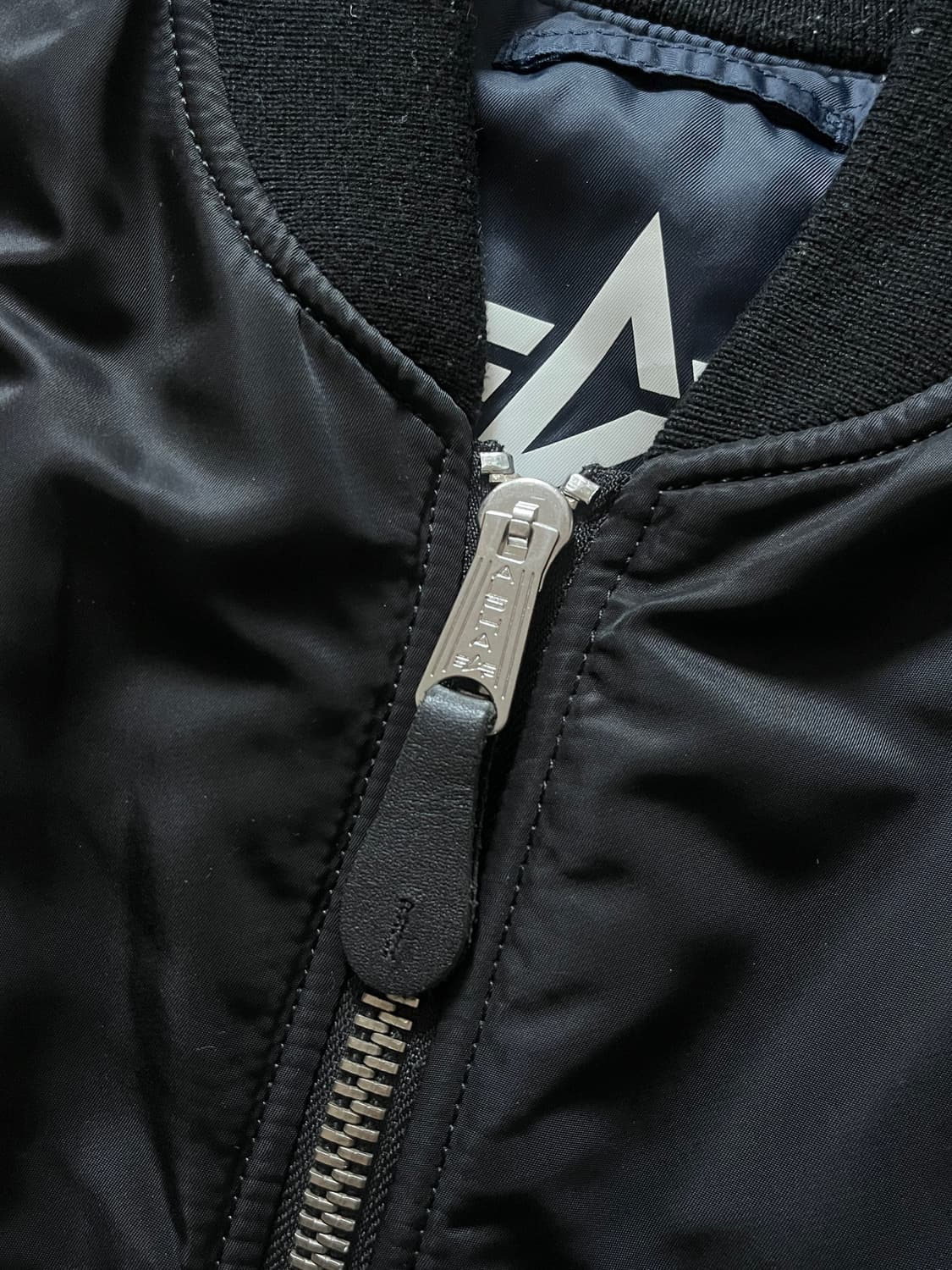 Alpha Industries 알파 인더스트리 네이비 블랙 리버시블 MA 상품이미지6