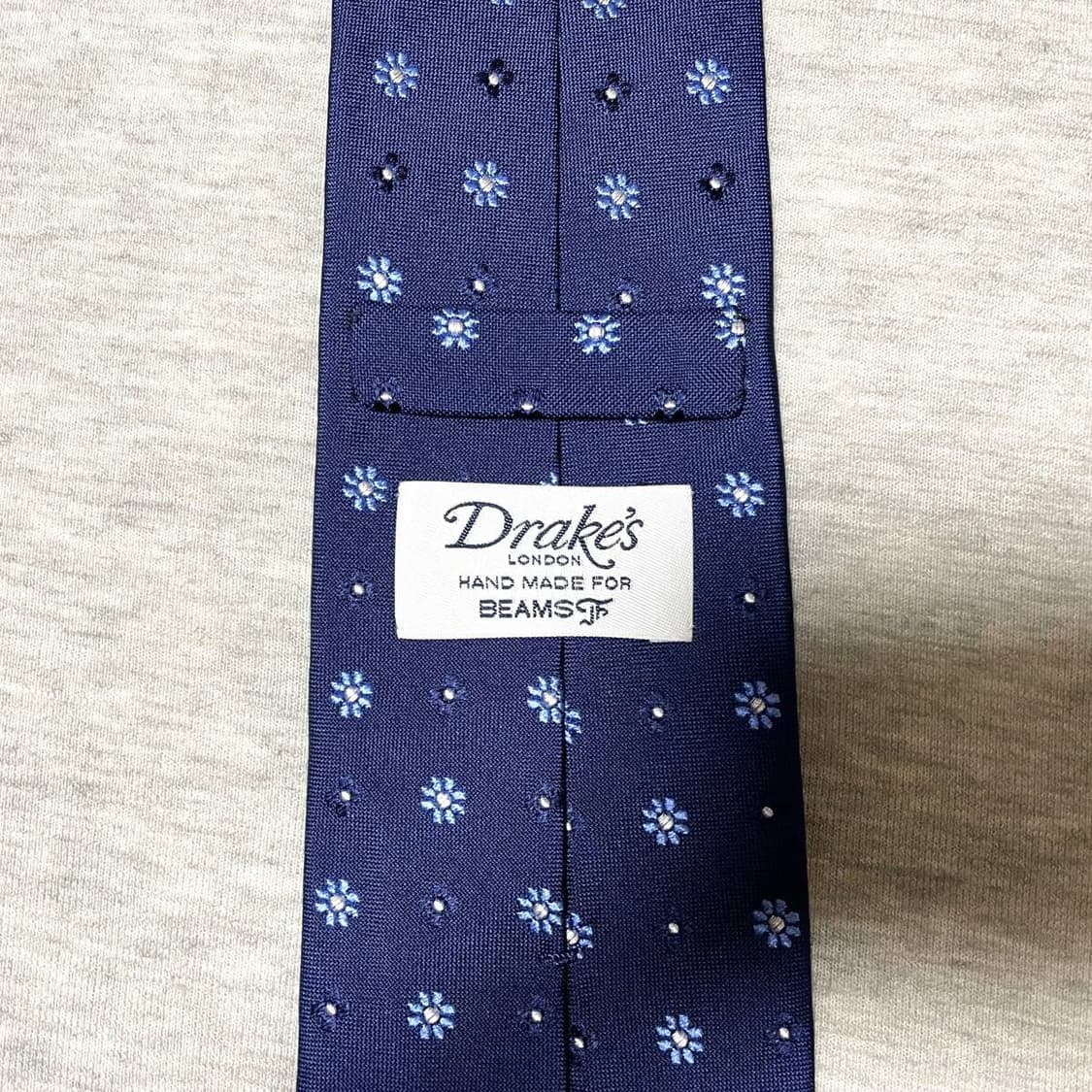 드레익스 런던 플라워 패턴 실크 넥타이 상품이미지3