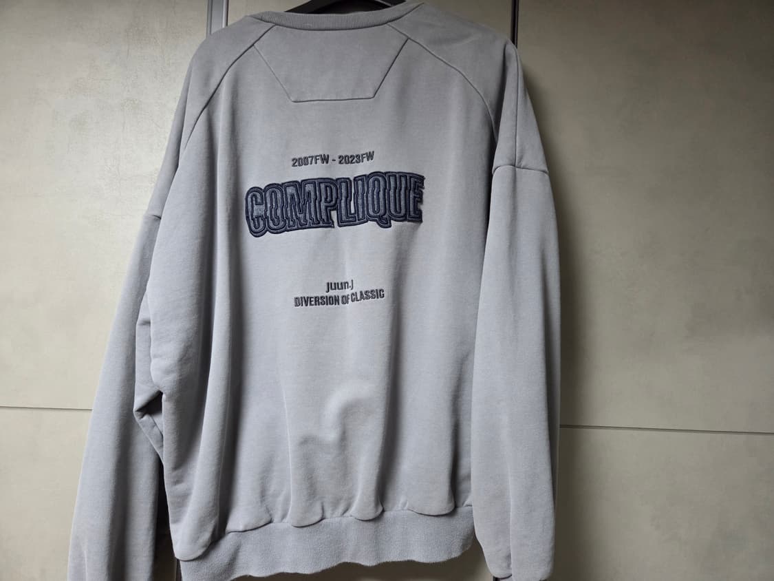 준지 23fw 백로고 맨투맨 M사이즈 상품이미지1