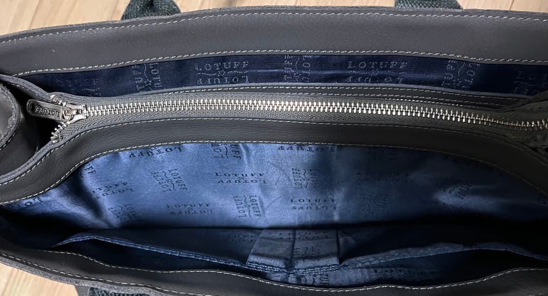 로터프 LOTUFF 가죽 토트백 상품이미지8