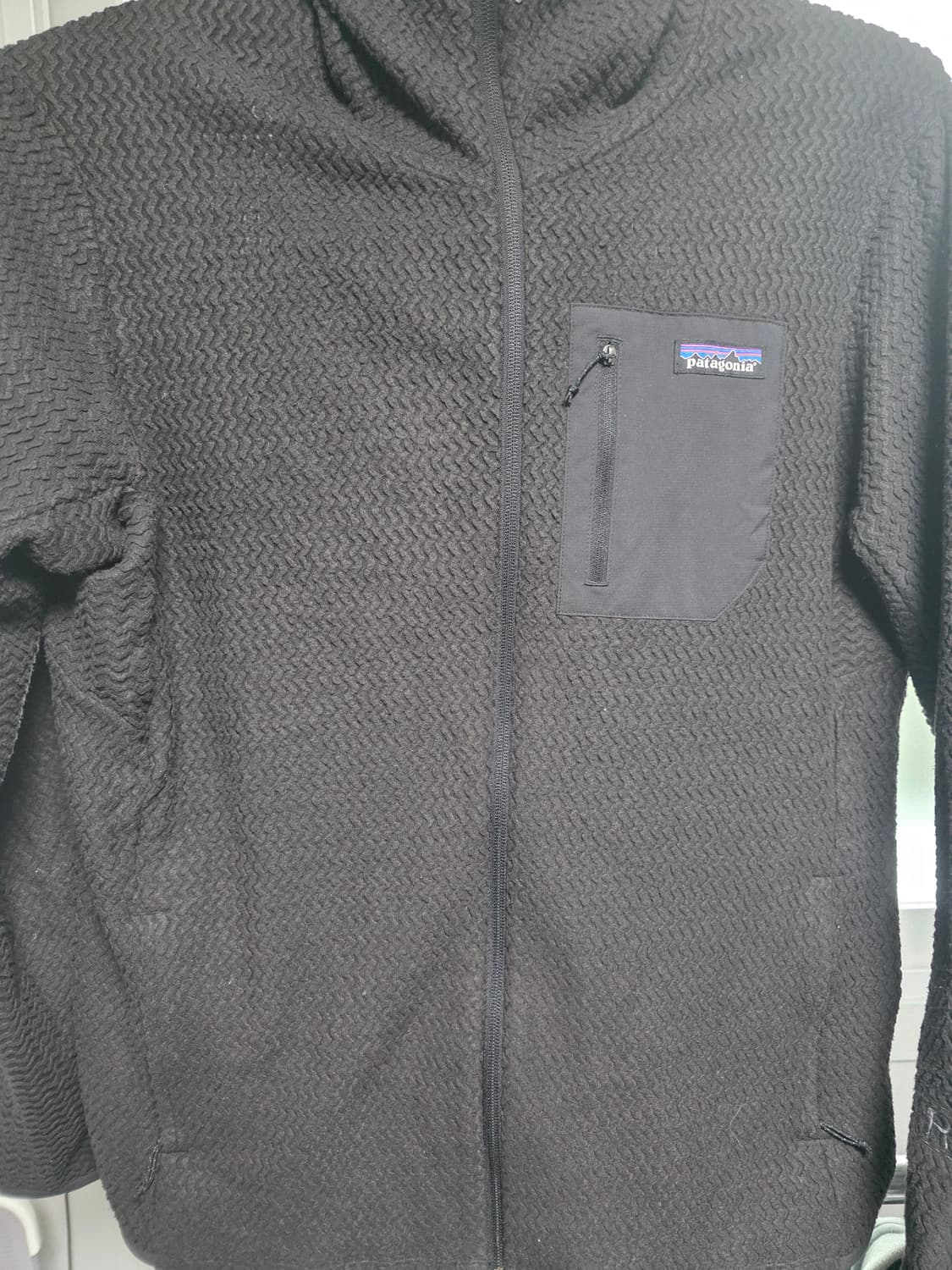 파타고니아 R1 에어 풀집 후디  블랙 [L] 상품이미지1