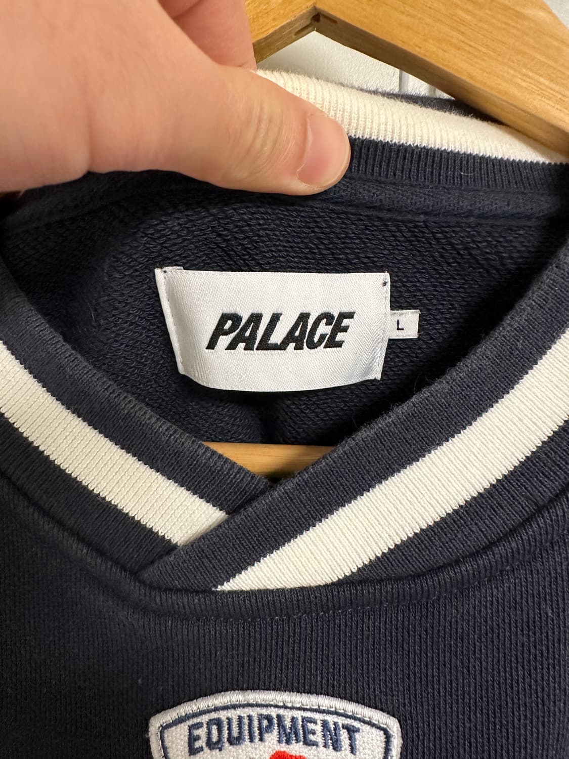 팔라스 볼트 크루넥 그레이 블랙 맨투맨 21FW 자수 상품이미지5