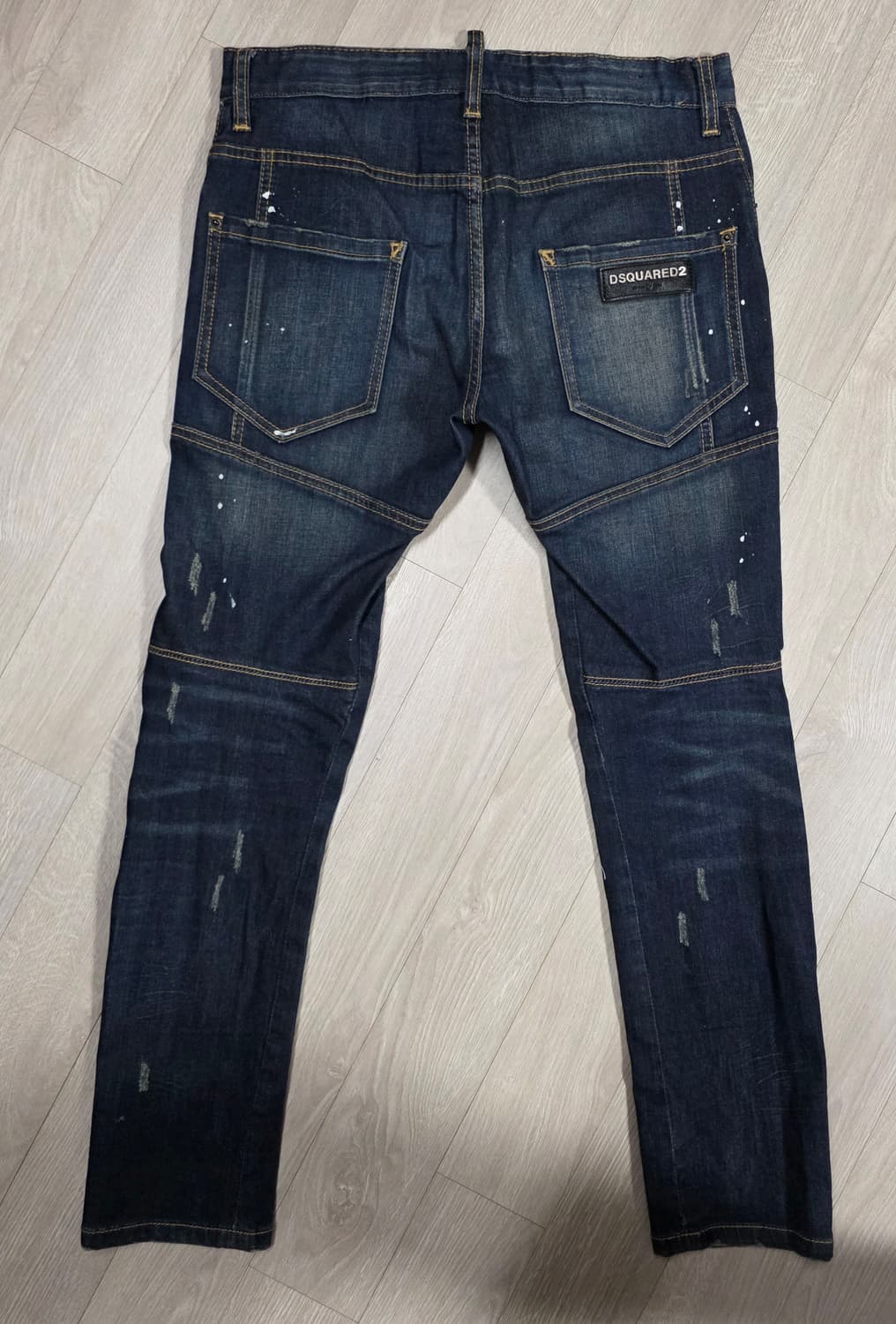 정품] 디스퀘어드2 메탈로고 워싱진.
슬림바이커핏. 상품이미지6