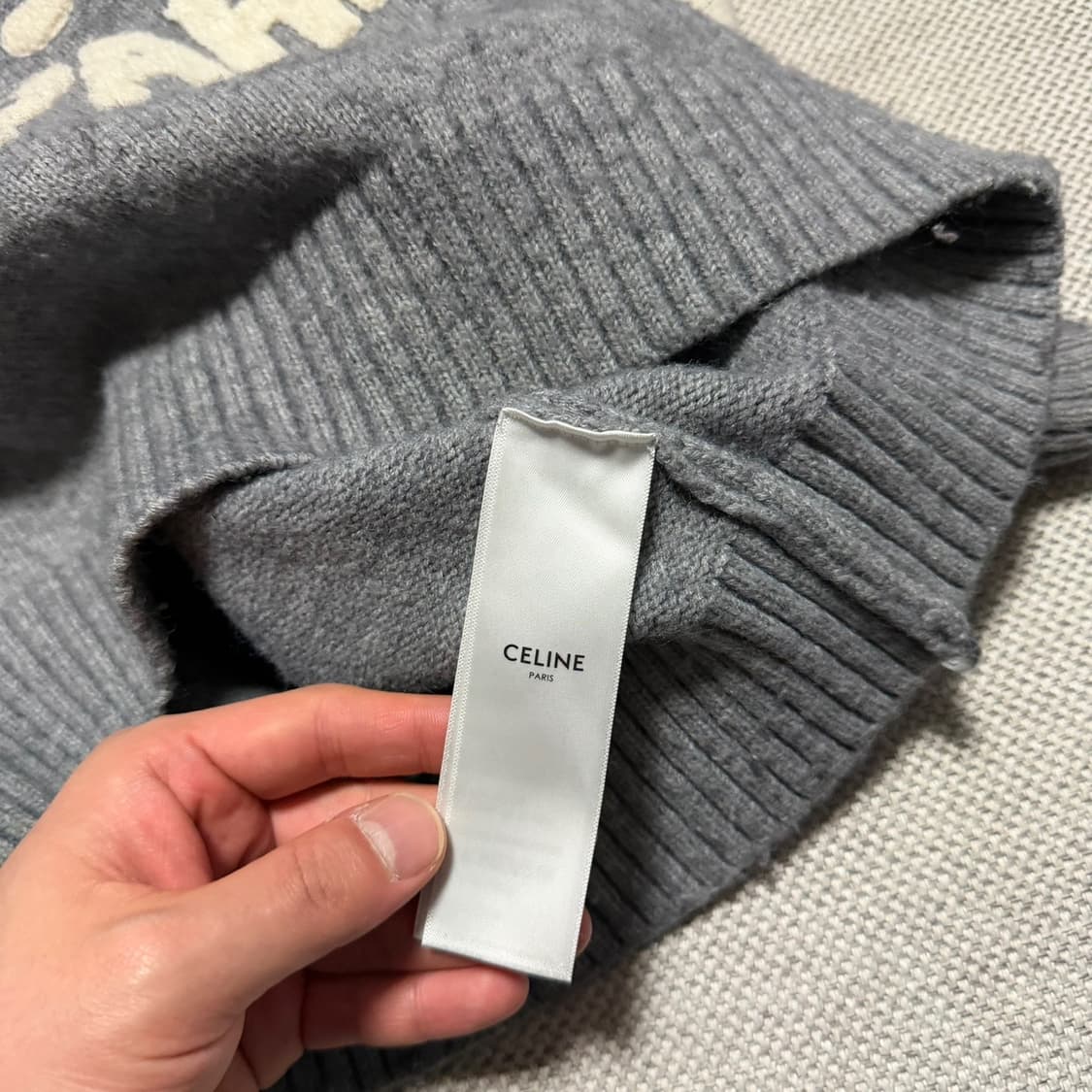 셀린느 세미 크롭 니트 상품이미지4