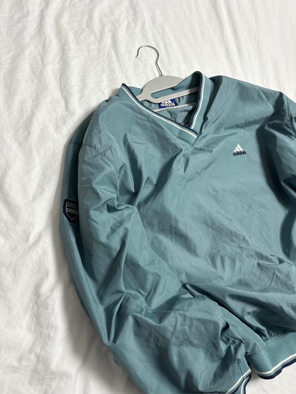 아디다스 브이넥 청록색 웜업 상품이미지2
