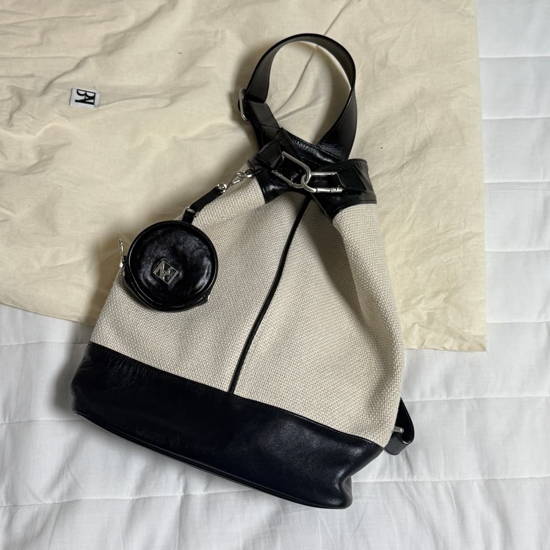 라벨아카이브 버킷백 가방 roman bucket bag canvas 상품이미지4