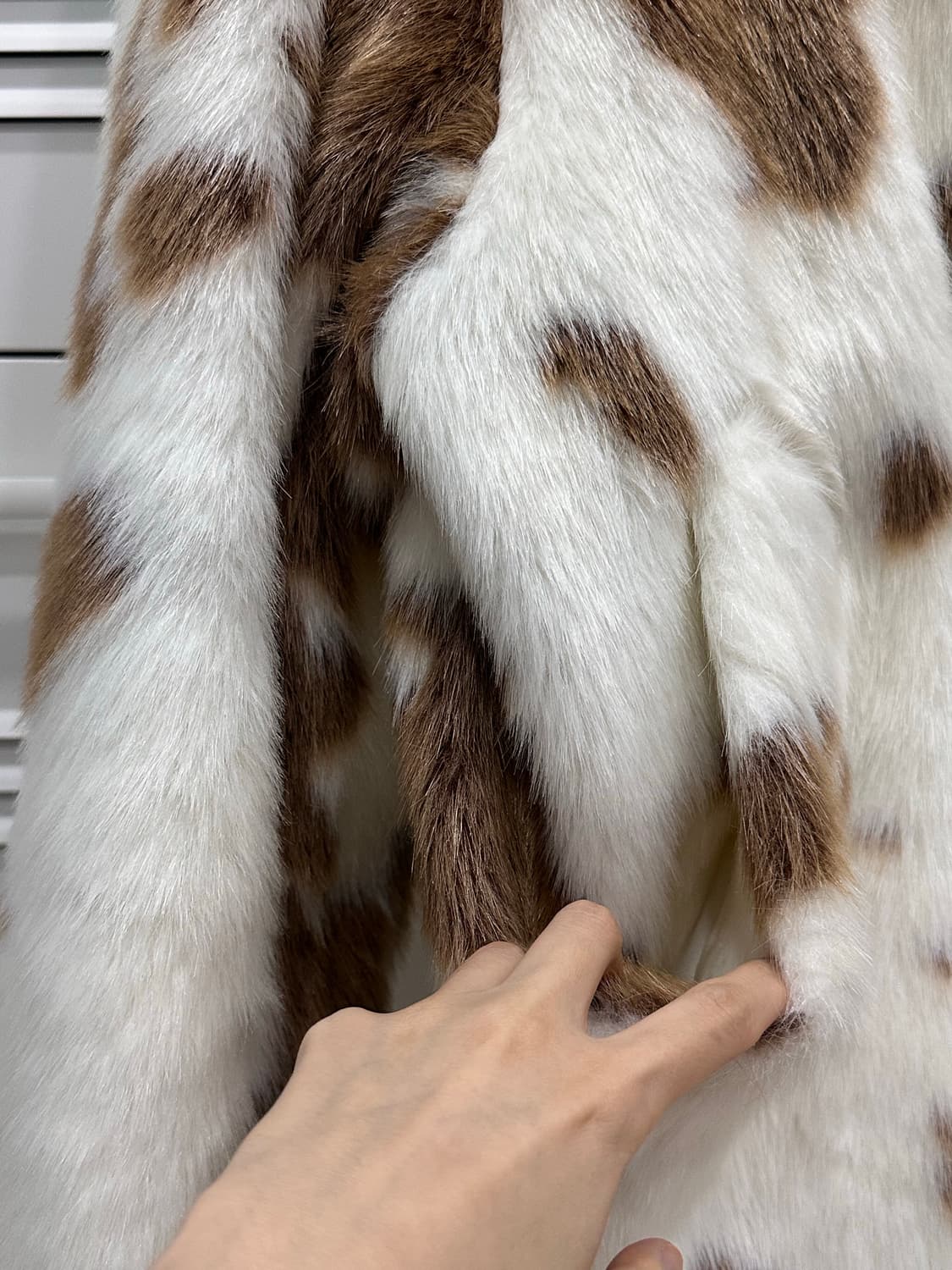 H&M 에이치앤엠 퍼 자켓 점퍼 fur 상품이미지3