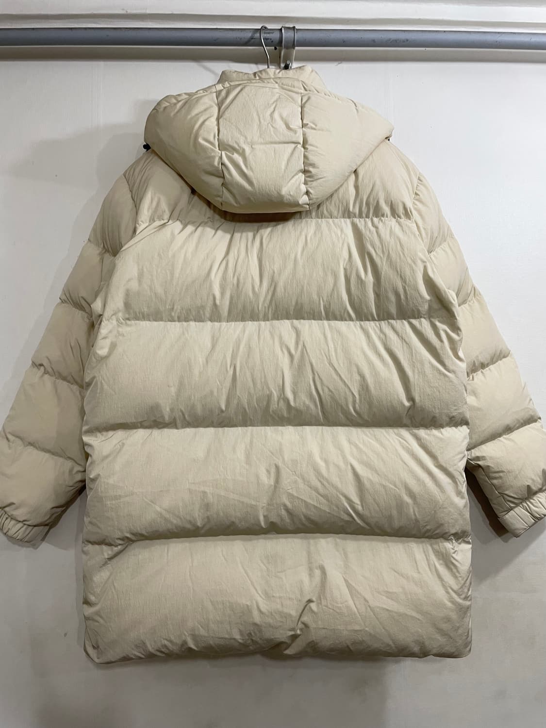 미즈노 MIZUNO 미드 덕다운 자켓 라이트베이지 상품이미지4