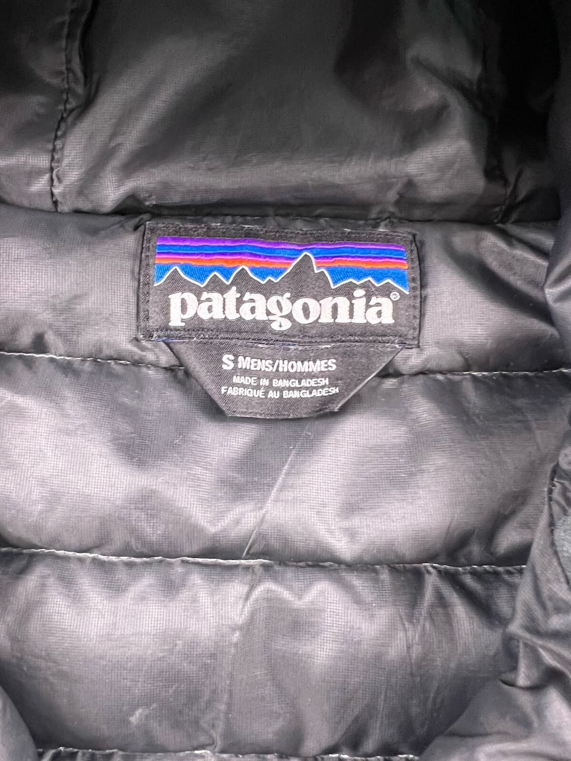 파타고니아 멘즈 후디 경량패딩 그레이 상품이미지3