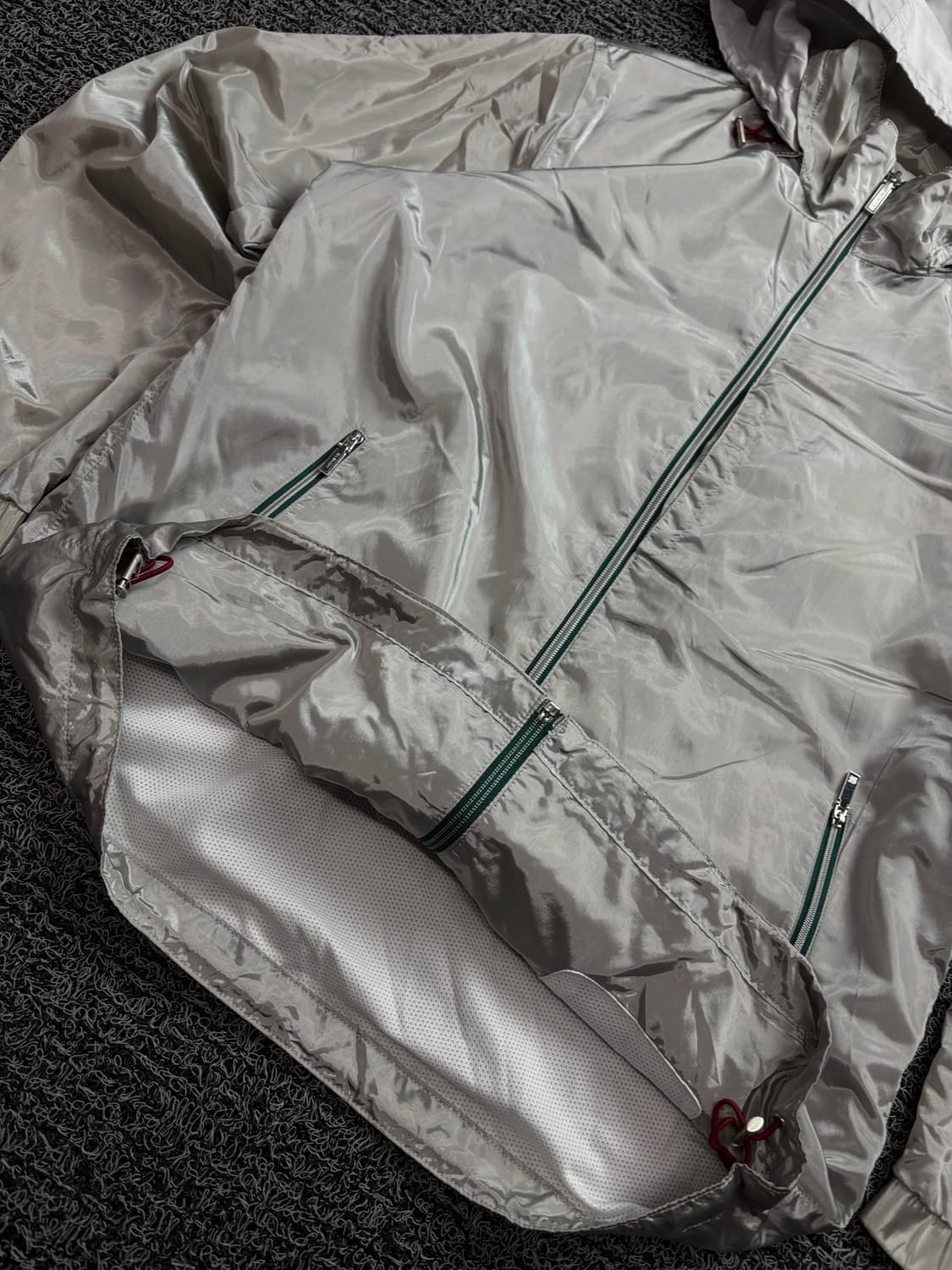 90s 지방시 아카이브 나일론 메탈 후드 바람막이  2232 상품이미지3