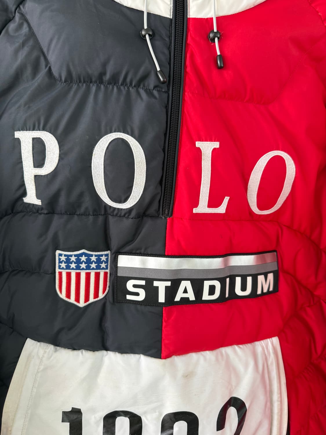 폴로 랄프로렌 스타디움 다운 패딩 판매합니다.
M[실측105~110] 상품이미지4