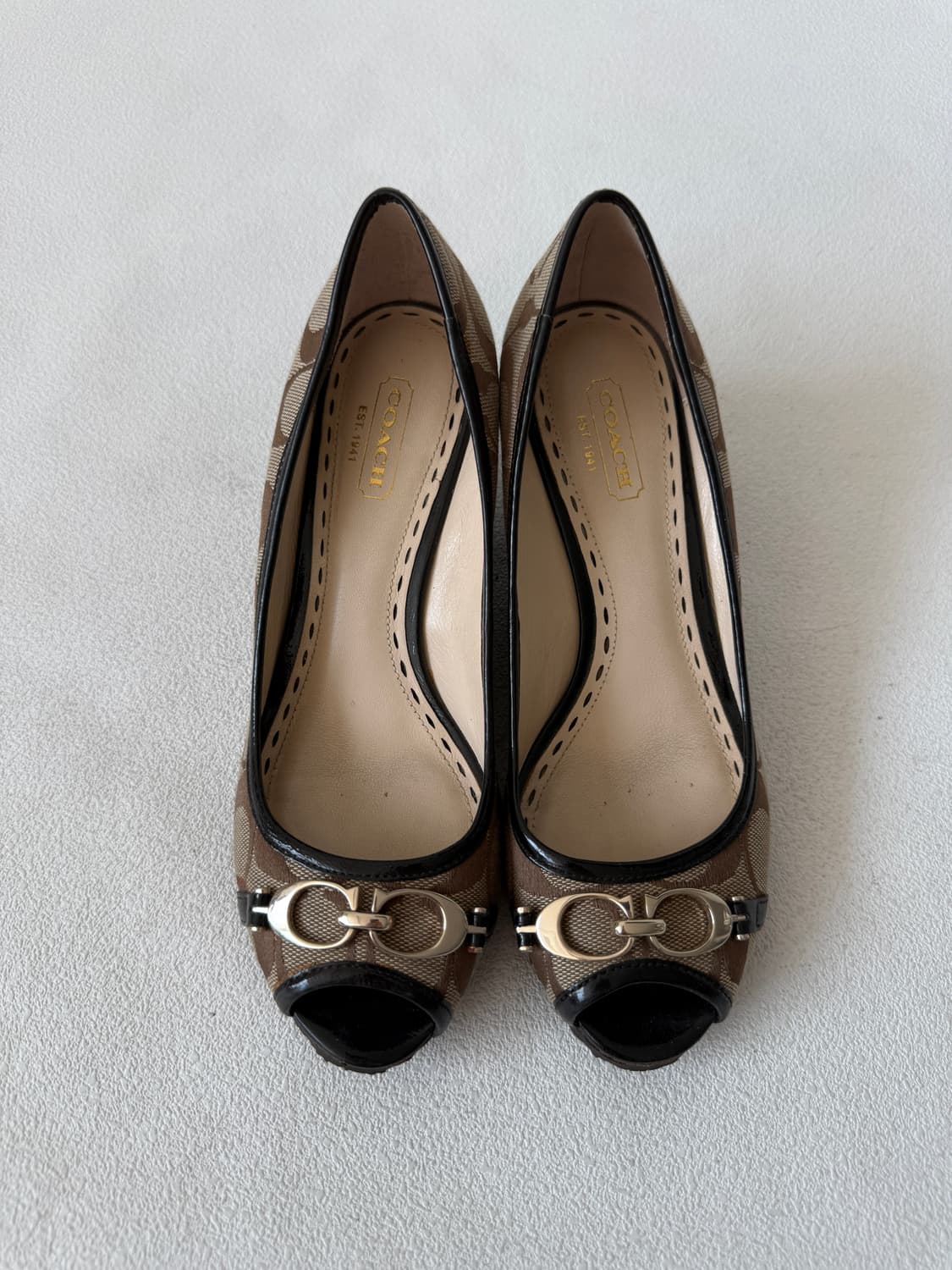 [6B]코치(COACH) 모노그램 웨지힐 상품이미지6