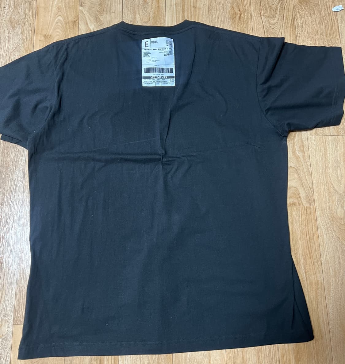 베트멍 블랙 로고 티셔츠 상품이미지4