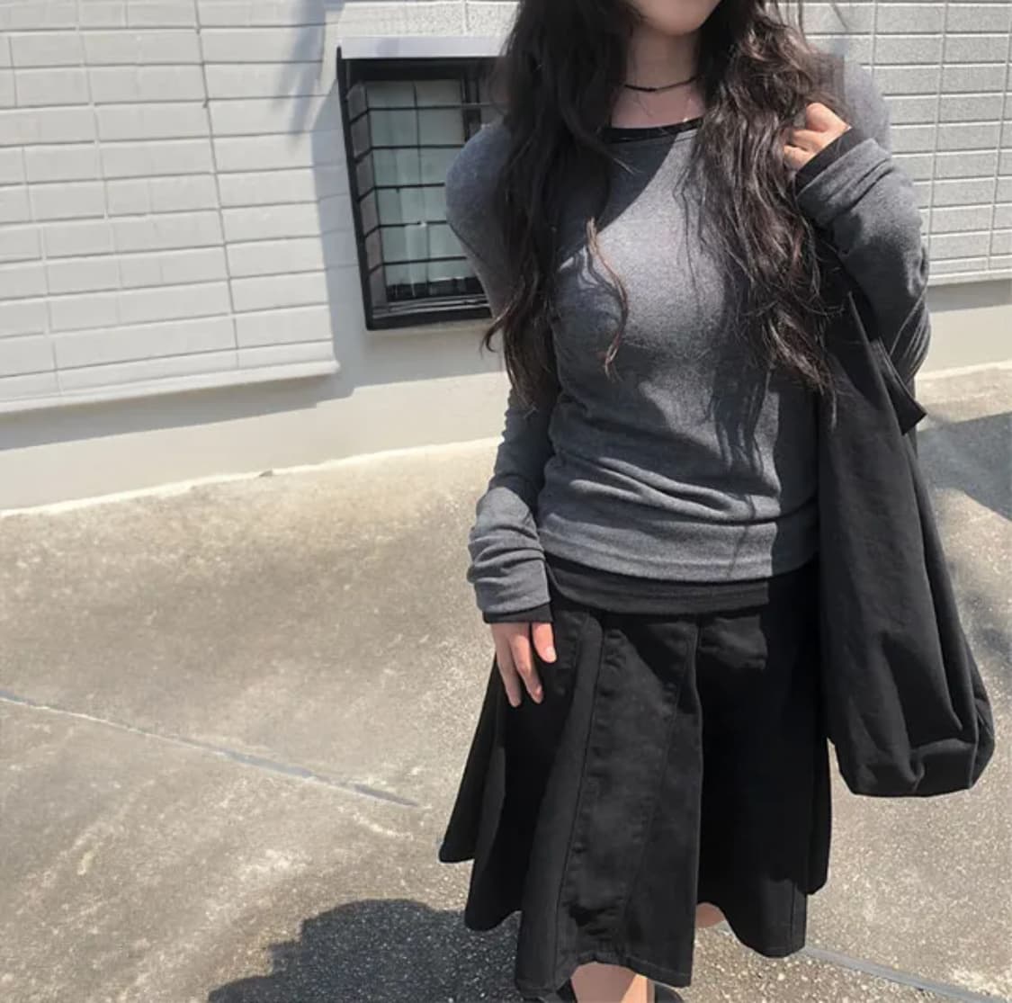 애니원모어 1+1 보더 레이어드 텐셀 긴팔 티셔츠 차콜, 블랙 세트 상품이미지1