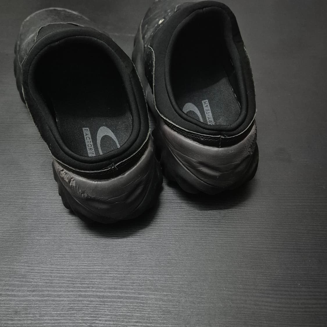 오클리 X 브레인 데드 찹 쏘우 뮬 285사이즈 상품이미지3