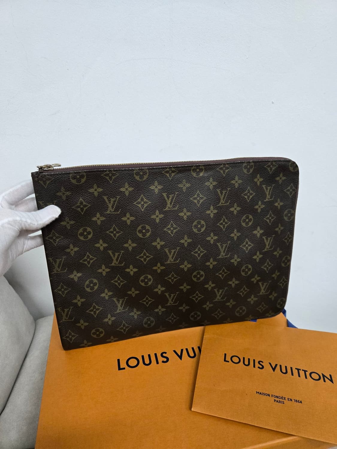[보증서 정품] 루이비통 도큐먼트 클러치백 상품이미지1