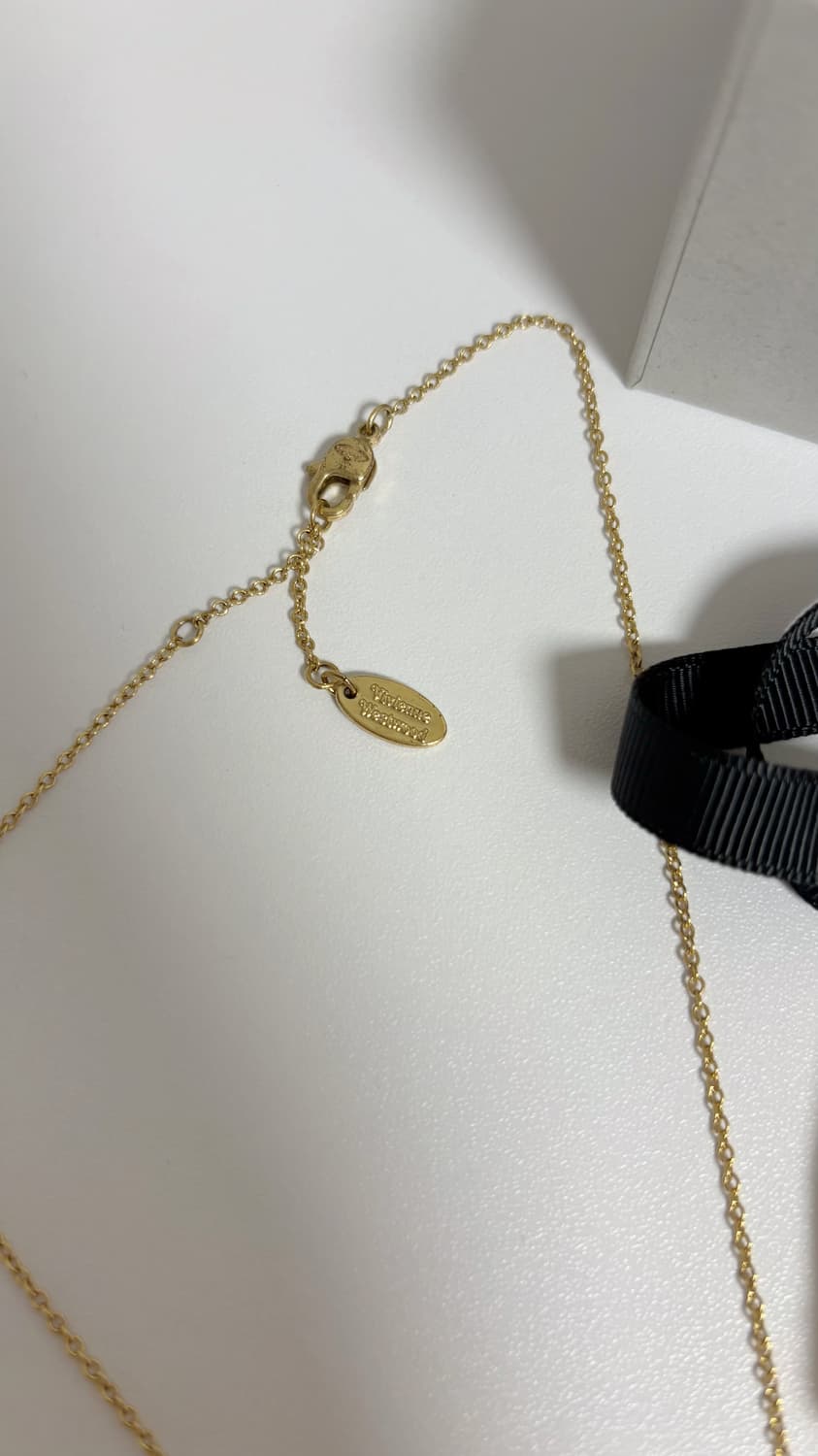 비비안웨스트우드 노라 목걸이 골드 상품이미지4