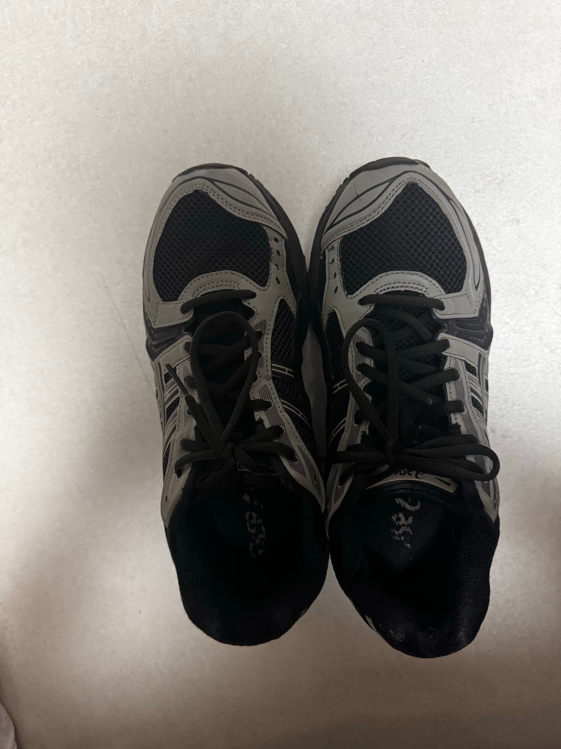 아식스 언더마이카 아트모스 블랙페퍼 270 상품이미지4