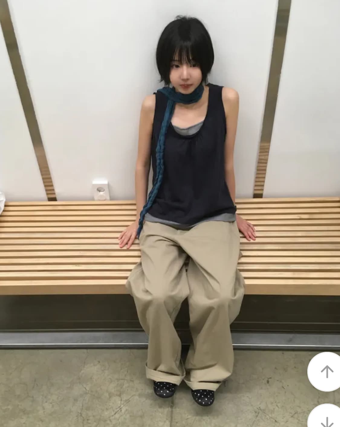 코이세이오st 당일배송) 에이블리 희미한 이소 레이어드 나시 네이비민소매 상품이미지2