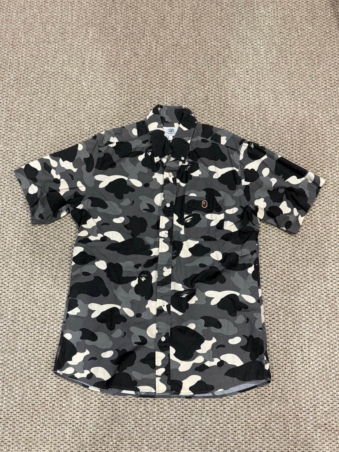 베이프 시티카모 BD 셔츠 L사이즈 상품이미지1