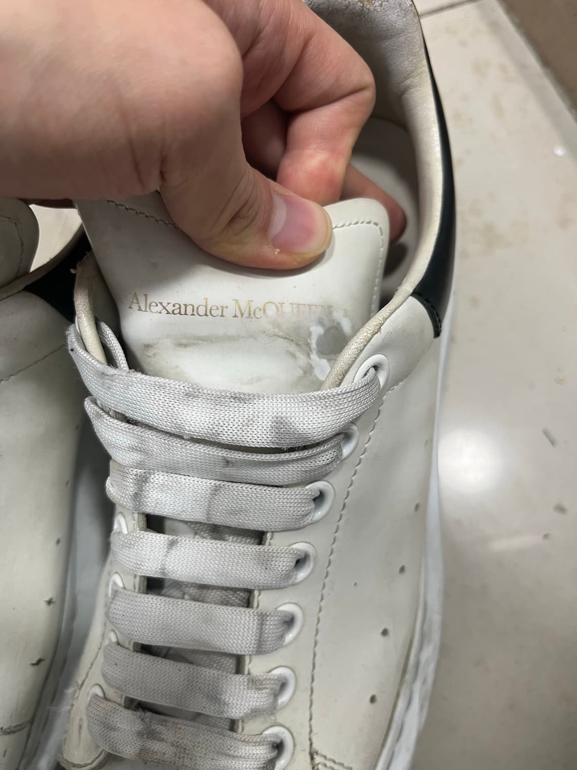 알렉산더 맥퀸 오버솔 42 상품이미지2