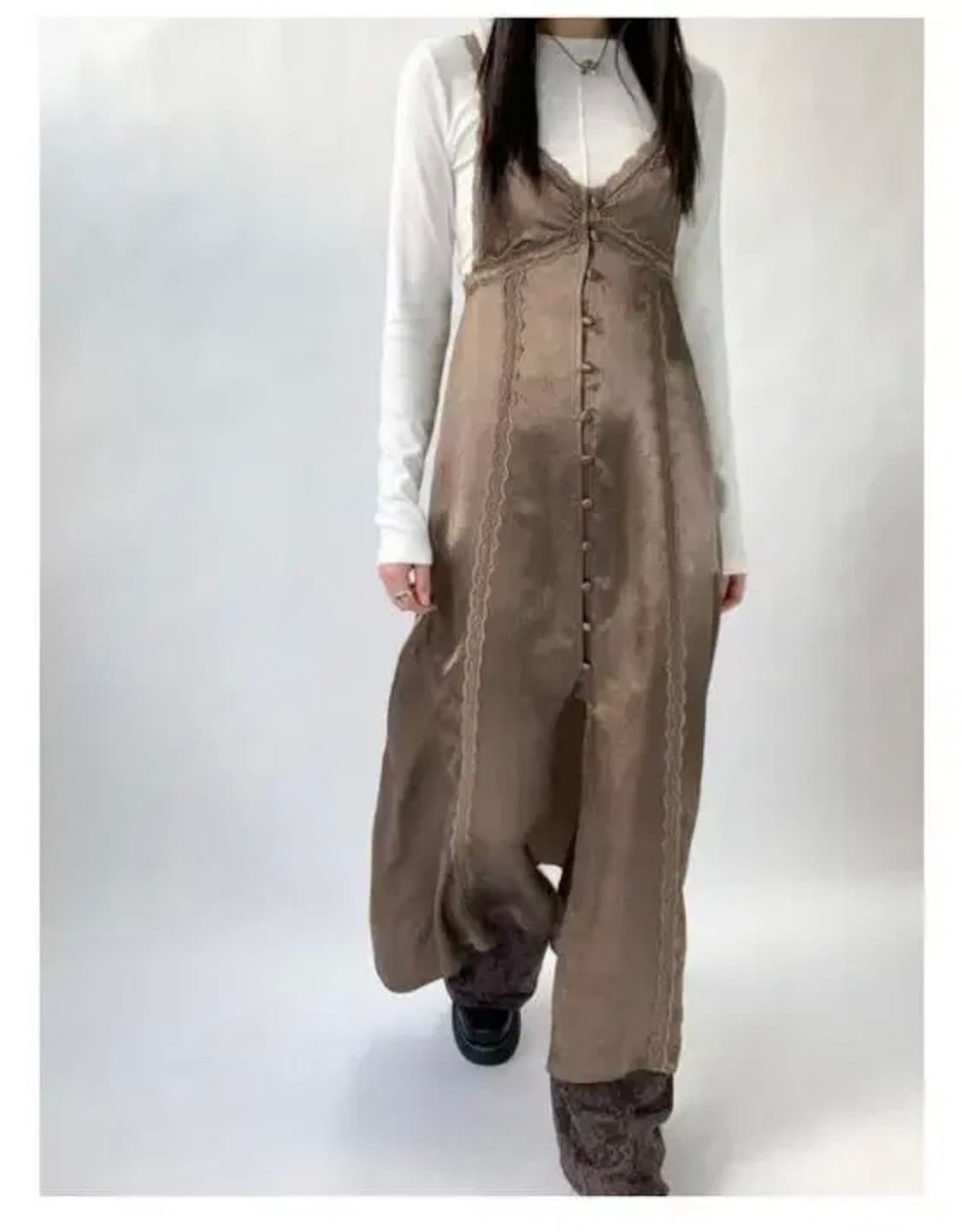 루루서울 레이스 이터널 드레스 모카 상품이미지2