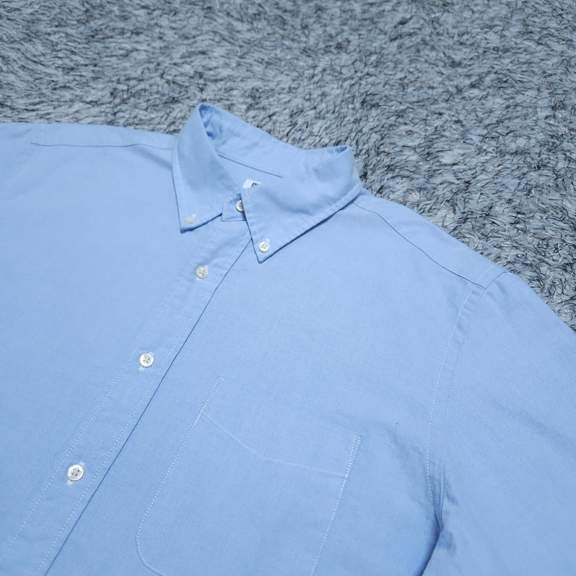 유니클로) L 남자 포켓 옥스퍼드셔츠 솔리드남방 / 왕눈이샵 상품이미지4