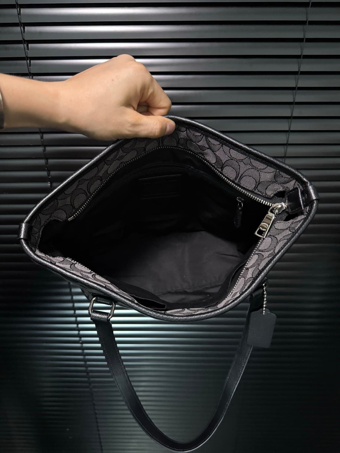 코치 로고 블랙 차콜 쇼퍼백 가죽 캔버스 토드백 숄더백 가죽 가방 빈티지 상품이미지8