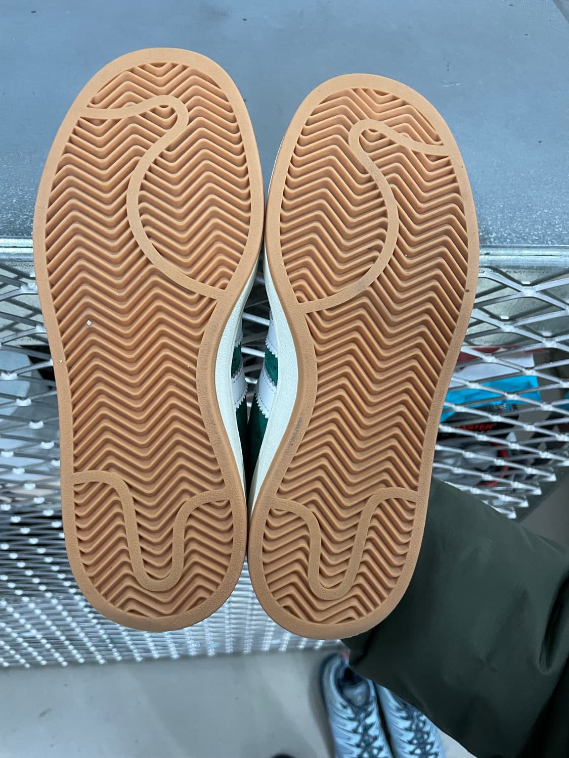 아디다스 캠퍼스 00s 다크 그린 240 상품이미지6