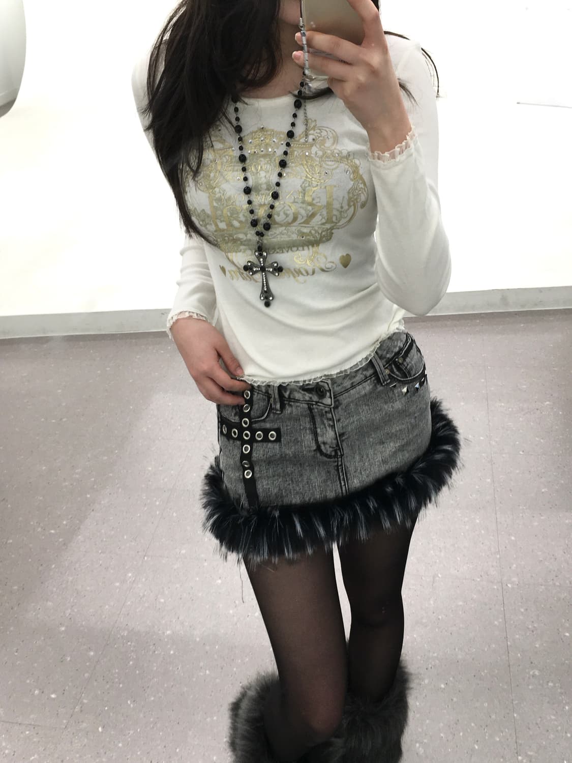 gold lettering white sleeve top 상품이미지4