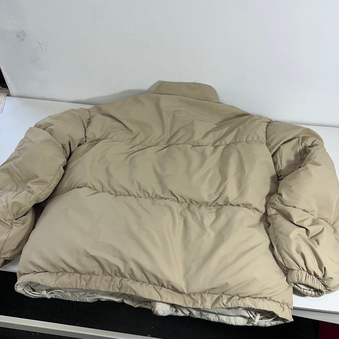 L 라퍼지스토어 베이지 리버시블 푸퍼 패딩 상품이미지5