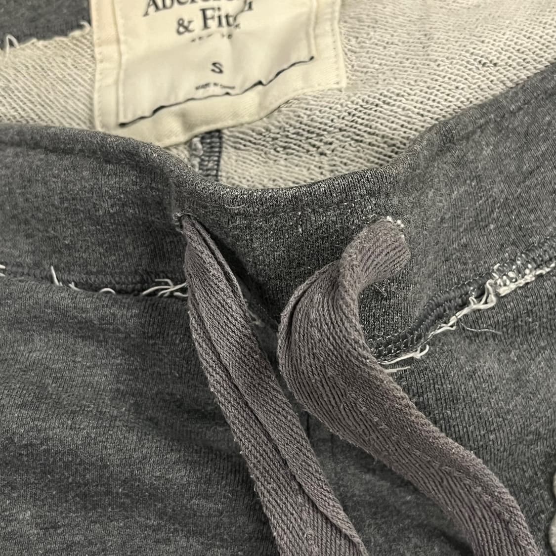 [정품/S] 아베크롬비앤피치 A&F 그레이 반바지 상품이미지6