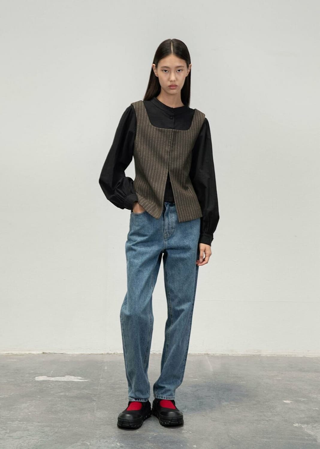 아모멘토 데님 일자핏 상품이미지1