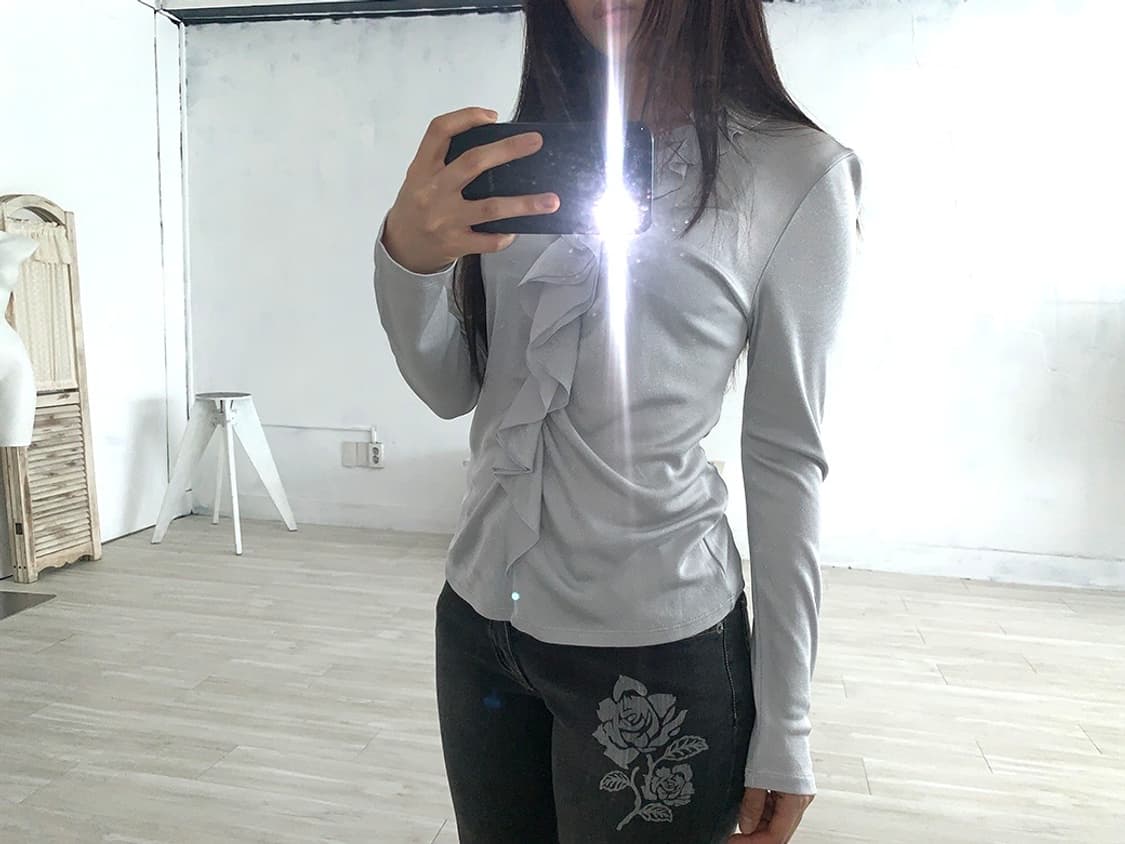 Silver Gray Ruffle Top 상품이미지5